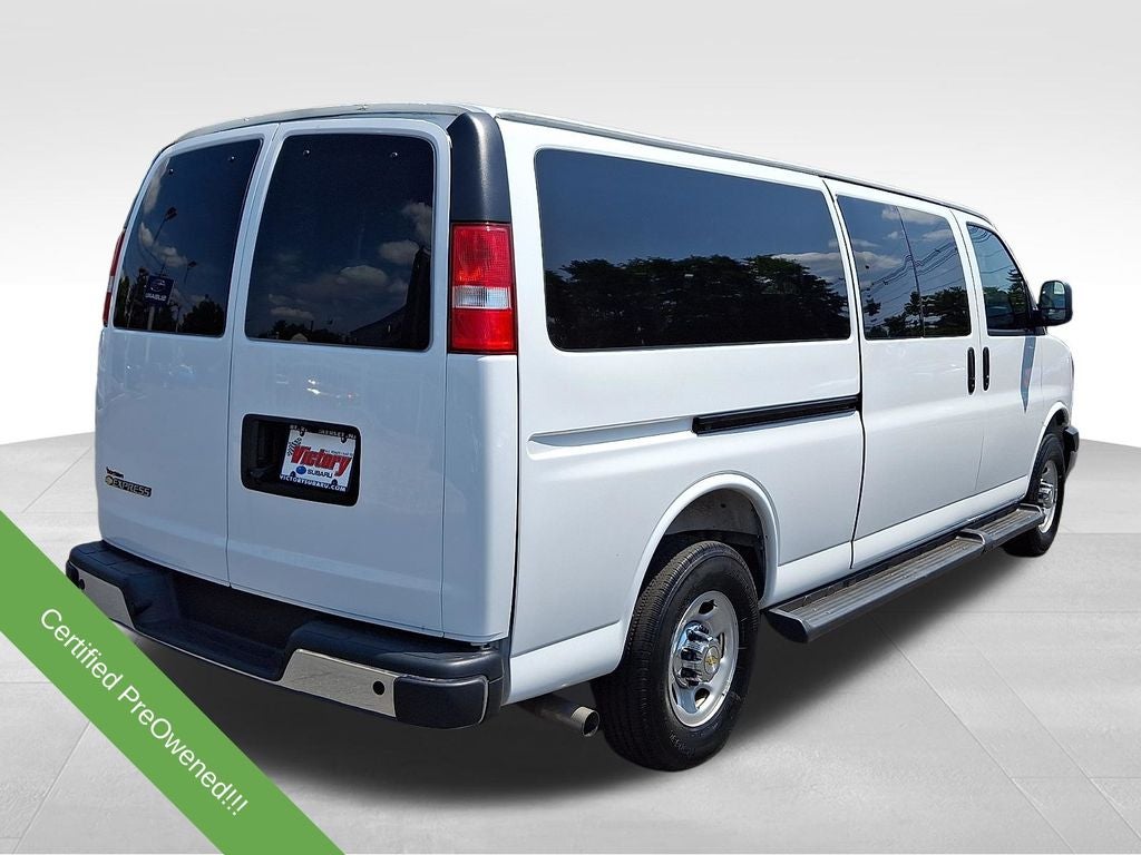 2025 Chevrolet Express 3500 LT Passenger