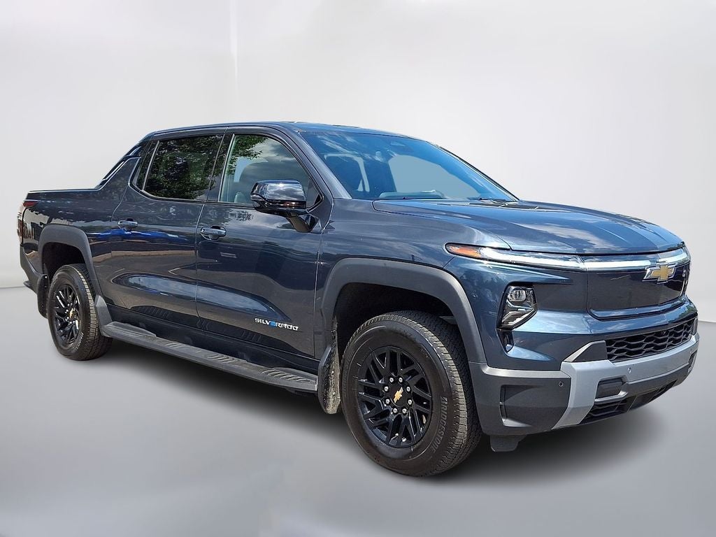 2025 Chevrolet Silverado EV LT