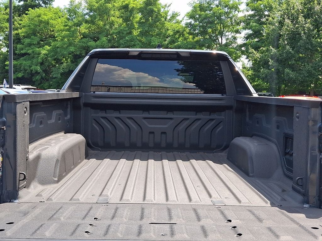 2025 Chevrolet Silverado EV LT