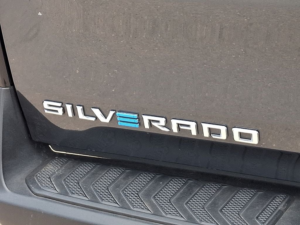 2025 Chevrolet Silverado EV LT