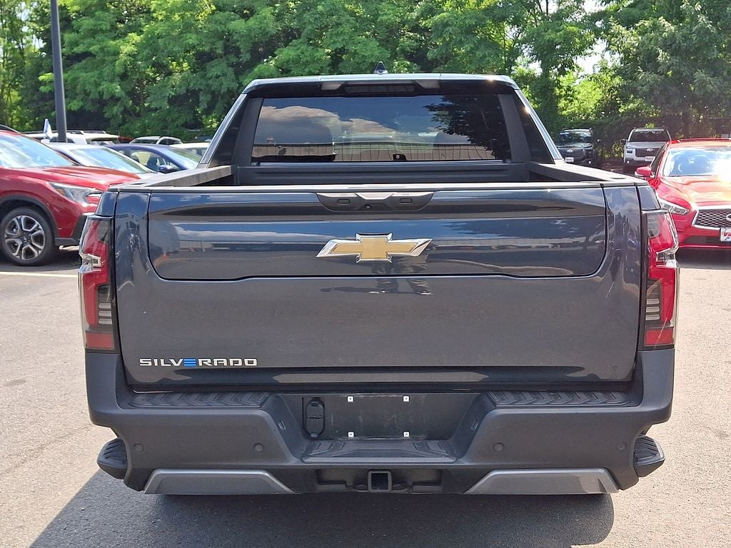 2025 Chevrolet Silverado EV LT