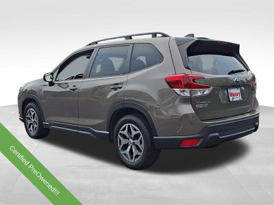 2024 Subaru Forester Premium