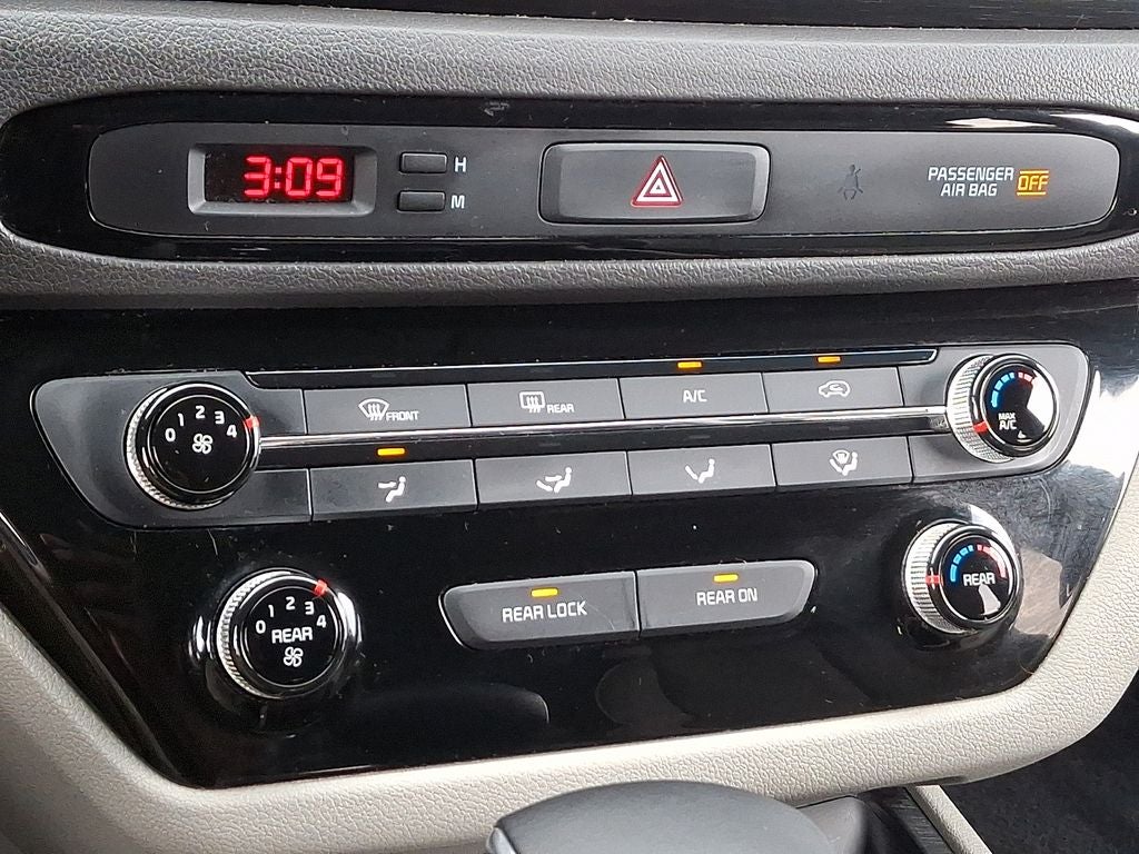 2018 Kia Sedona LX