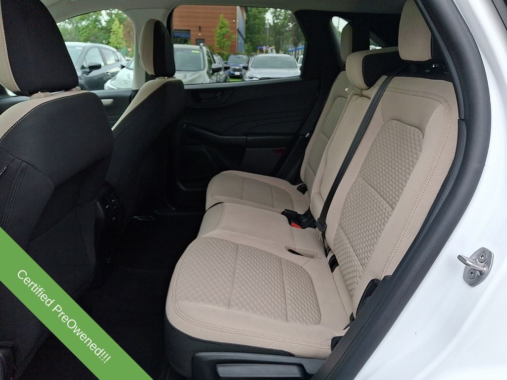 2022 Ford Escape Hybrid SE