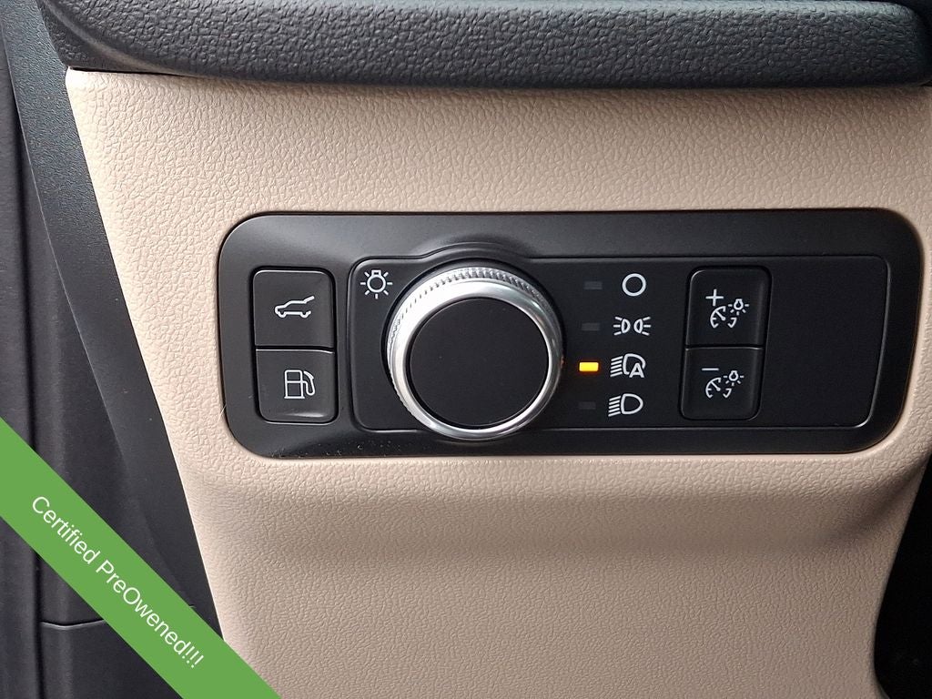 2022 Ford Escape Hybrid SE