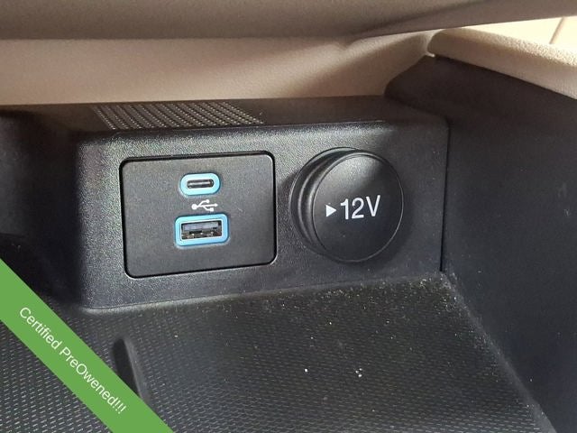 2022 Ford Escape Hybrid SE