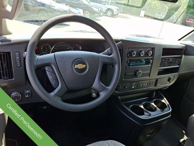 2025 Chevrolet Express 3500 LT Passenger