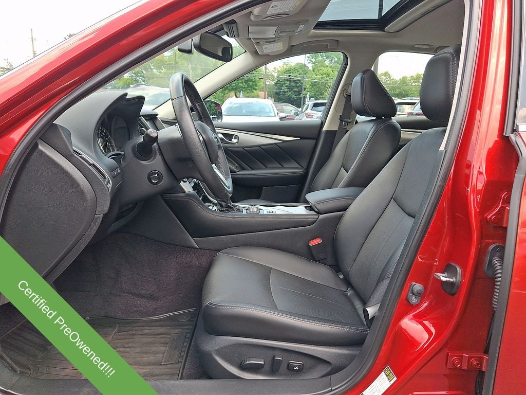 2023 INFINITI Q50 LUXE
