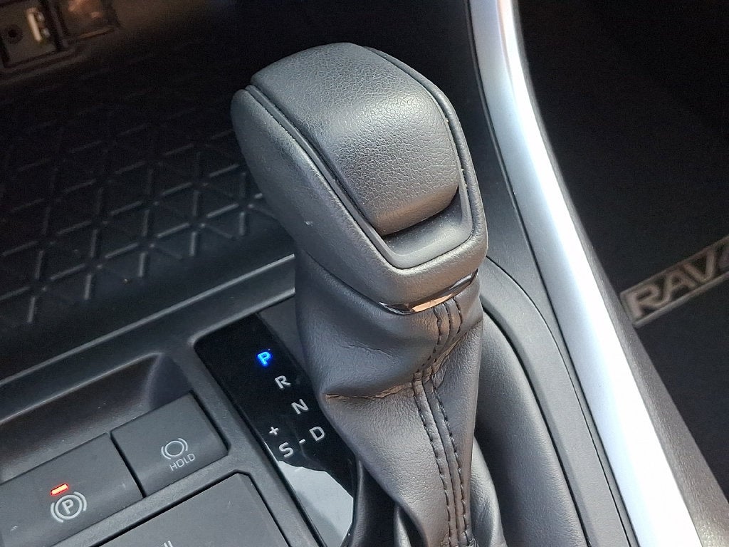 2019 Toyota RAV4 Hybrid LE