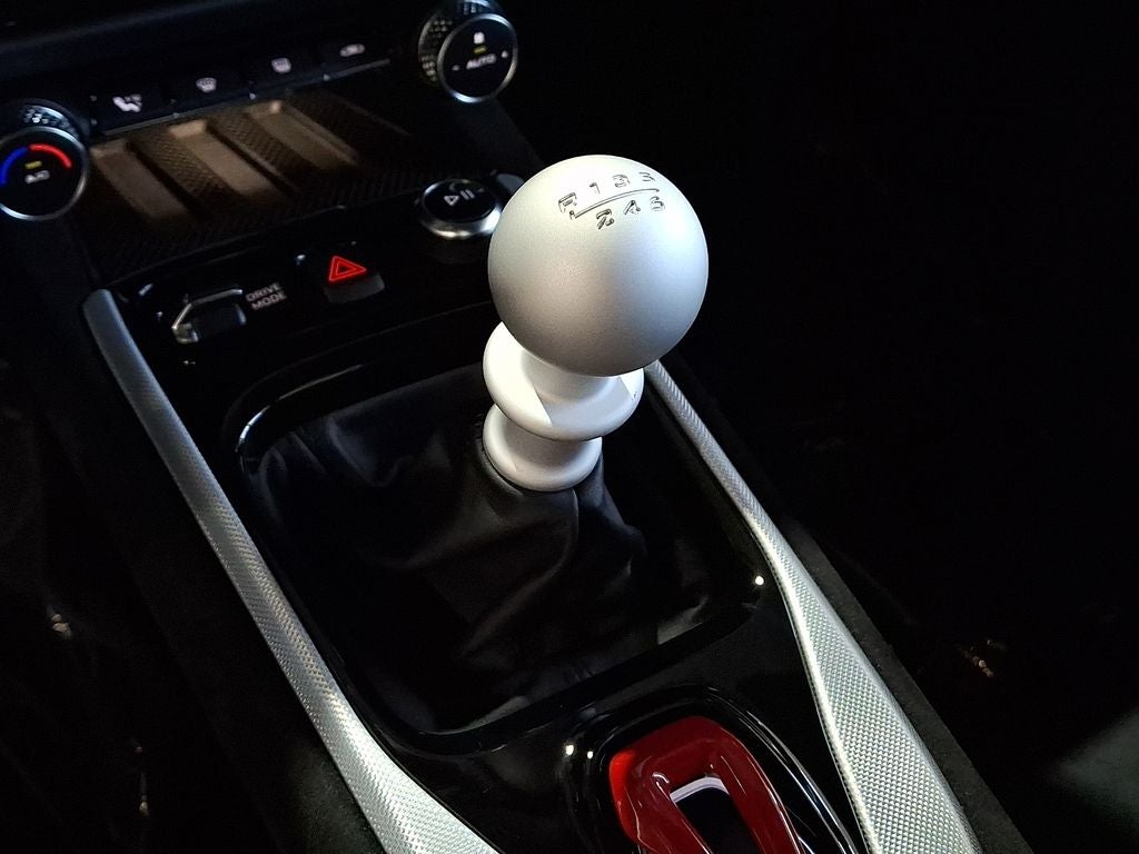 2026 Lotus Emira V6 SE Scura