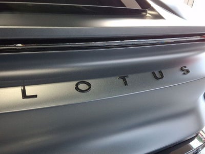 2026 Lotus Emira V6 SE Scura