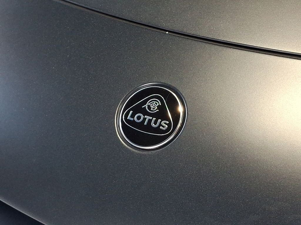 2026 Lotus Emira V6 SE Scura