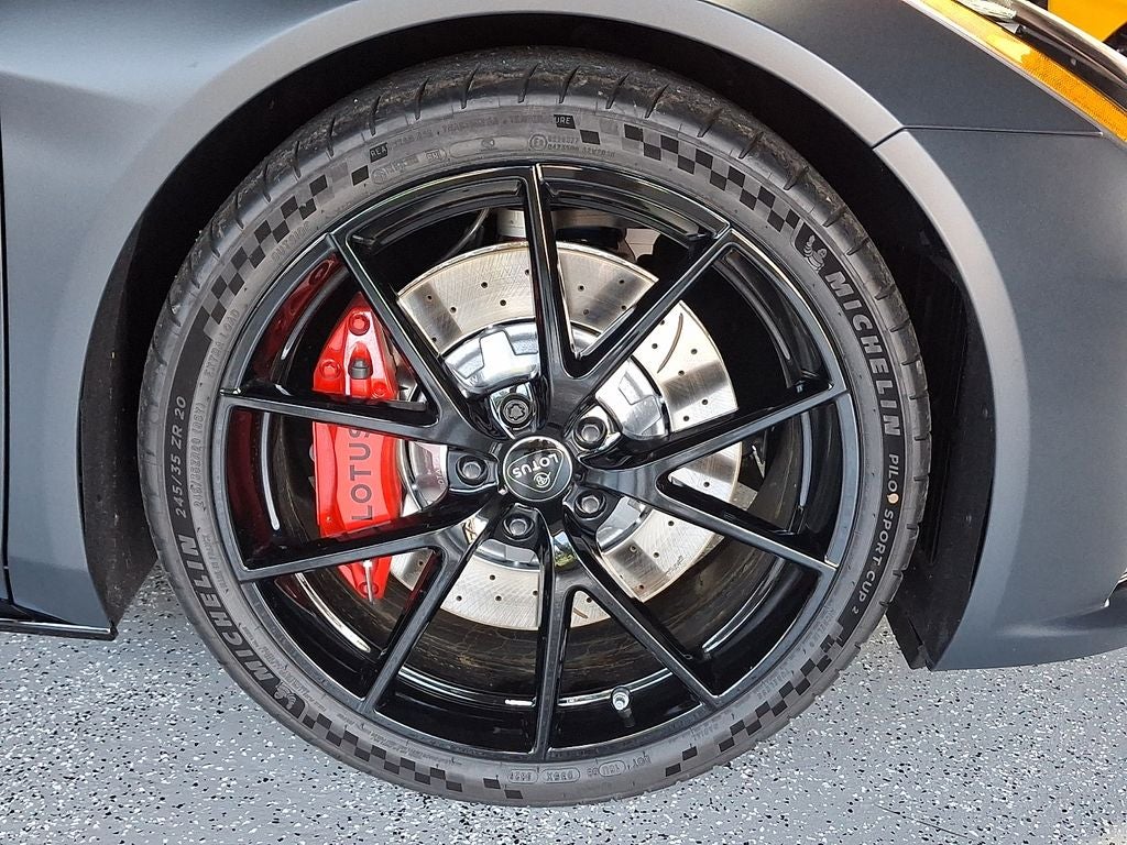 2026 Lotus Emira V6 SE Scura