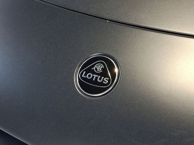 2026 Lotus Emira V6 SE Scura