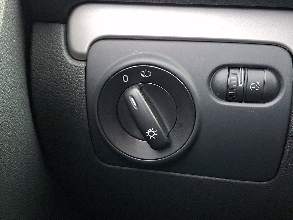 2012 Volkswagen Golf 2.5L