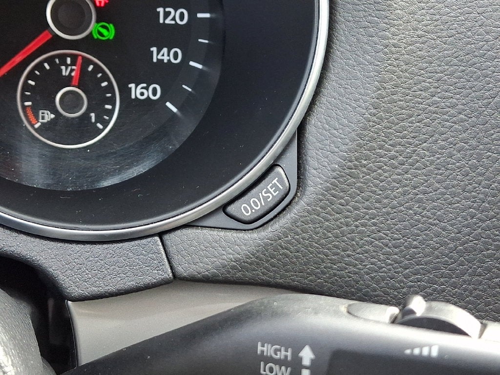 2012 Volkswagen Golf 2.5L